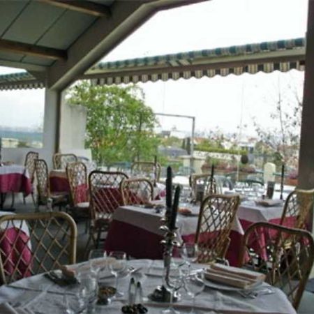 Les Jardins De Camille Hotel Aulnay-sous-Bois Buitenkant foto
